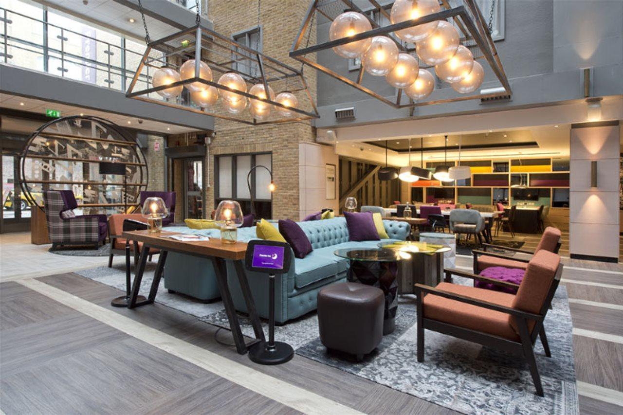Premier Inn London King'S Cross Bagian luar foto