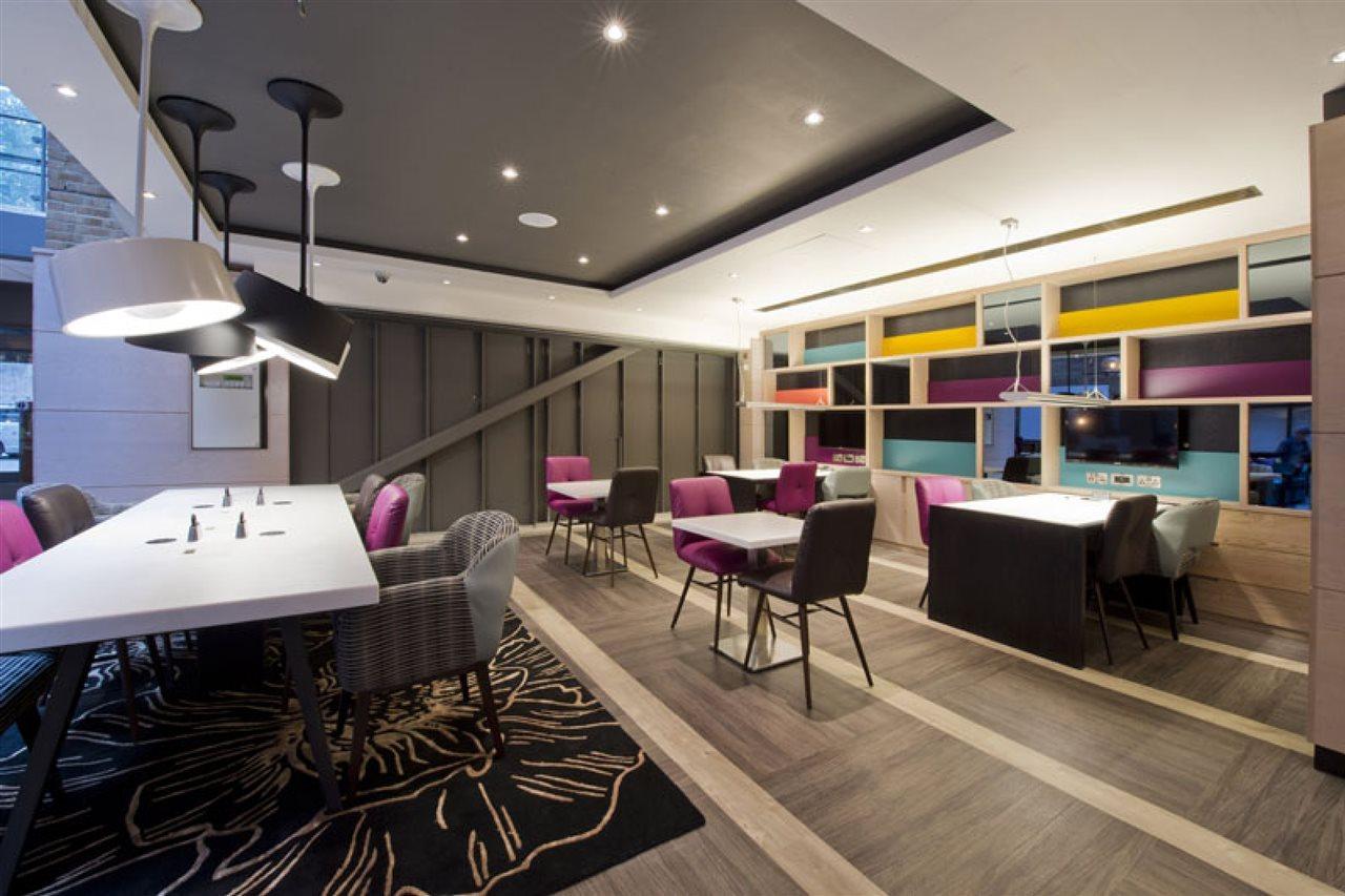 Premier Inn London King'S Cross Bagian luar foto