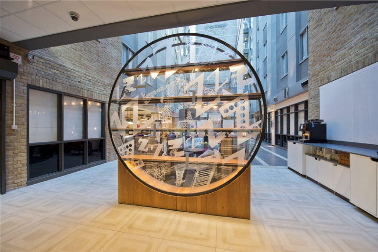 Premier Inn London King'S Cross Bagian luar foto
