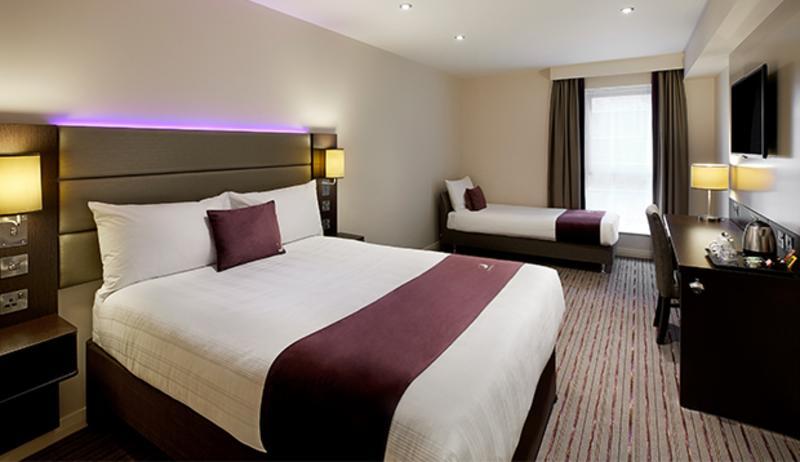 Premier Inn London King'S Cross Bagian luar foto